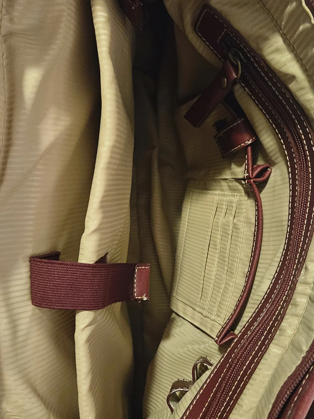 Franklin Covey Burgundy Leather Tote with Wristlet